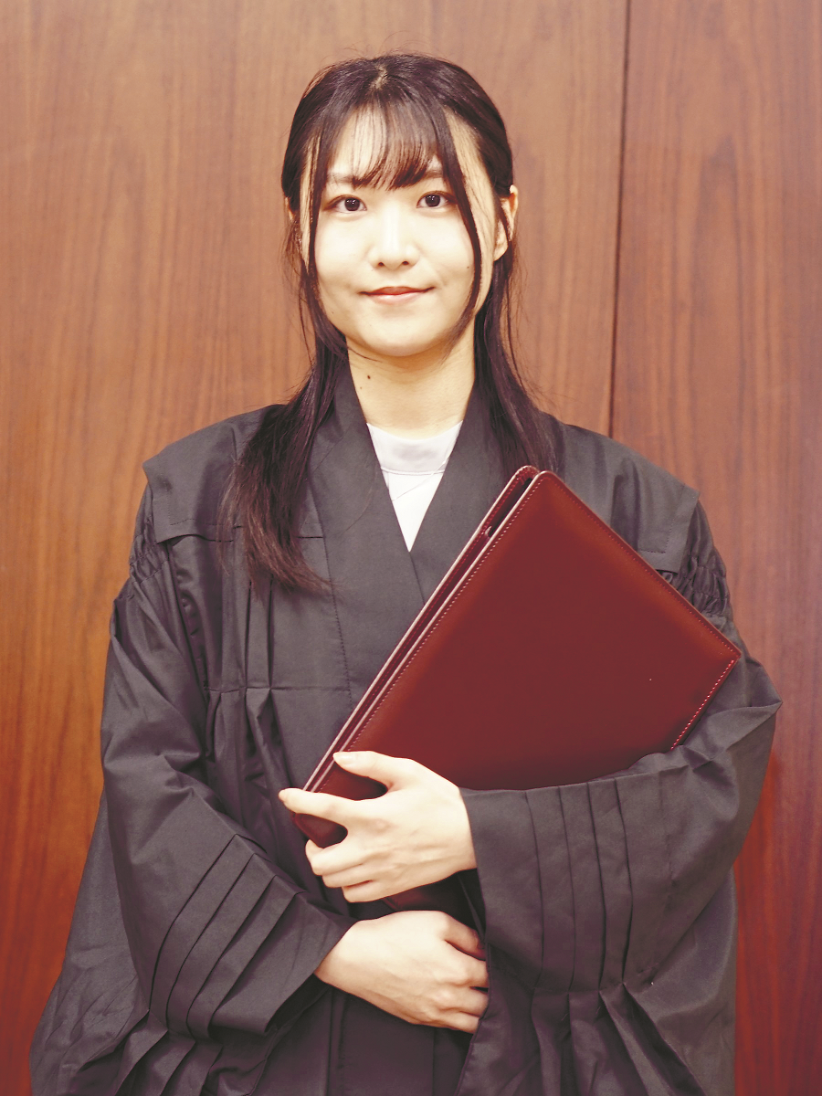 東京地裁の裁判官がかわいい？法廷傍聴で話題を呼ぶ真相とキャリアの実態