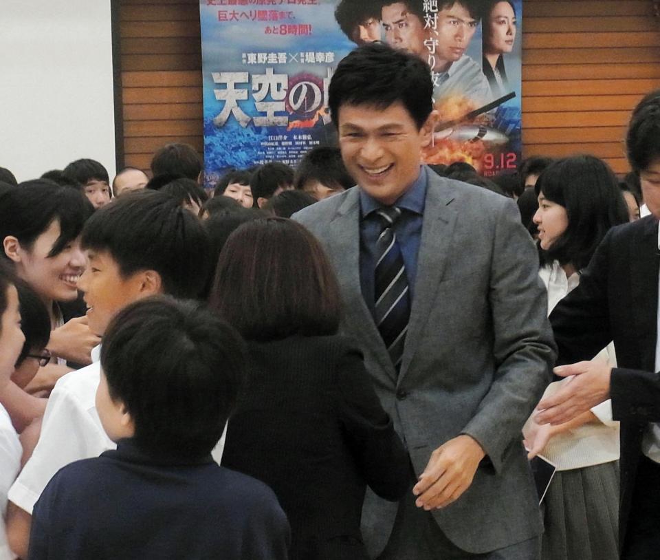 江口洋介と森高千里の息子に熱視線！両親譲りの超絶ルックスの真相