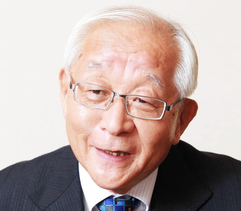 田崎コメンテーターの評判と自民党関係！なぜテレビで重宝されるのか