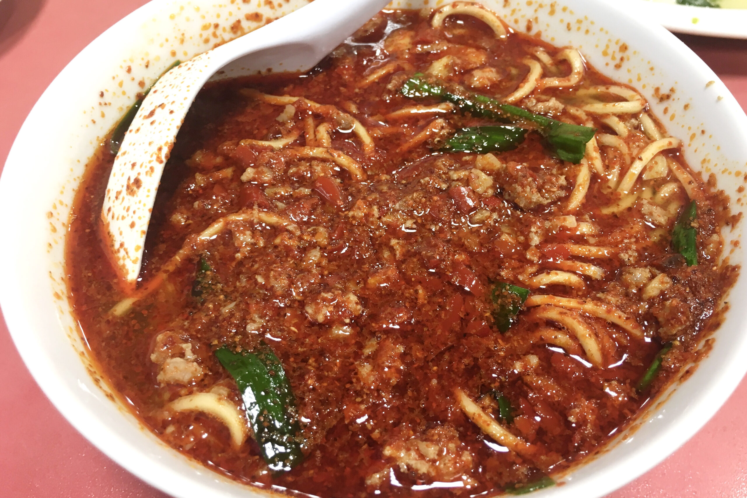 名古屋で辛いラーメンならここ！味仙から激辛名店まで2026最新比較
