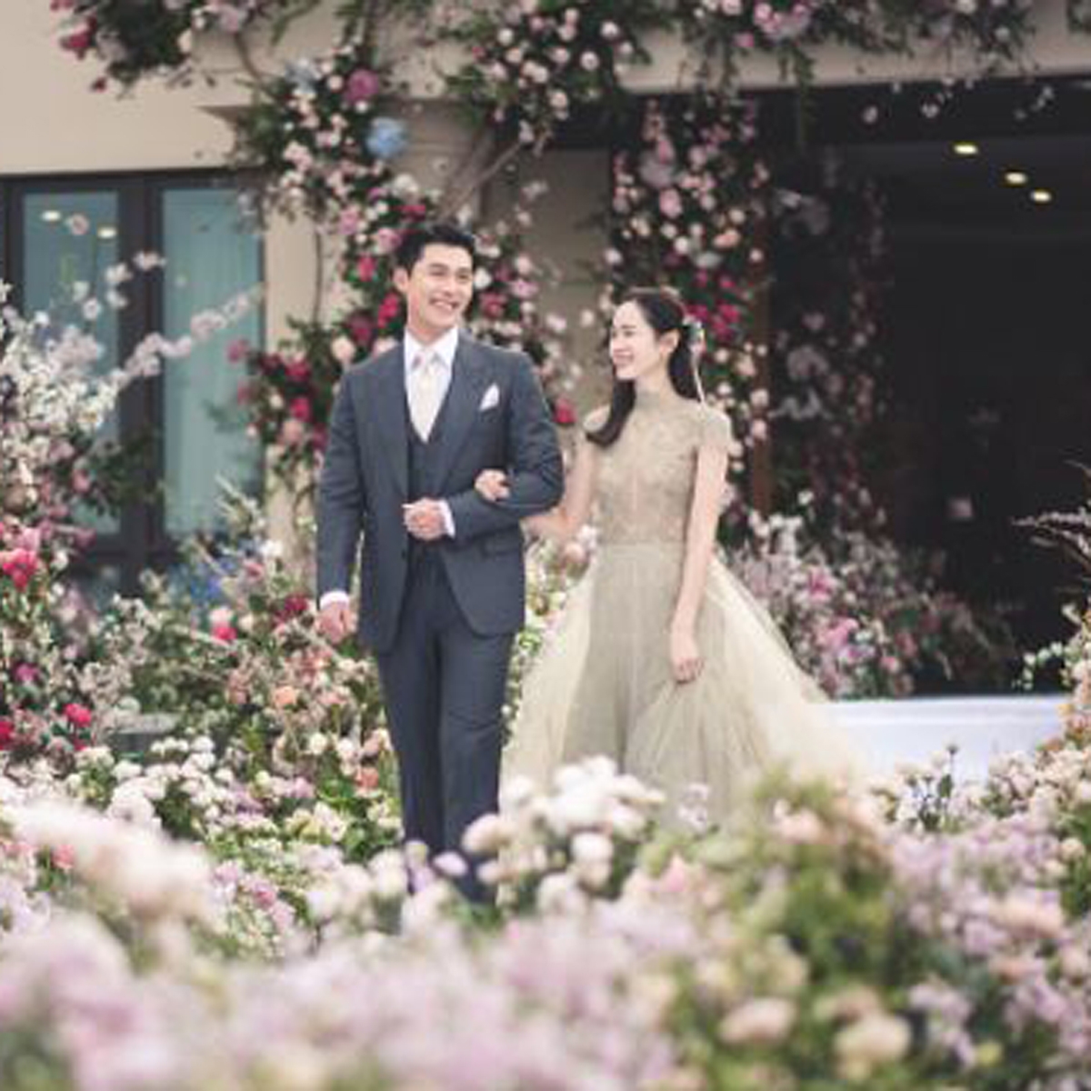 ヒョンビン結婚の舞台裏から未公開秘話まで！愛の軌跡と最新素顔