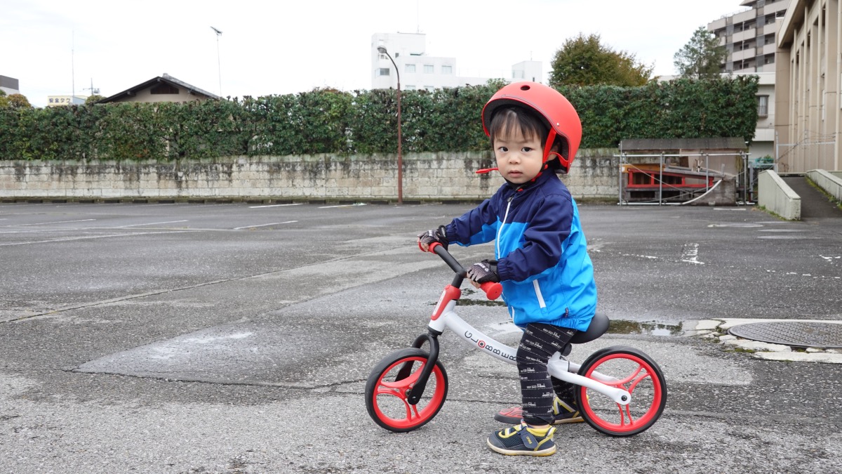 2歳キックバイクは早すぎる？買って後悔した真相と2026年最新比較