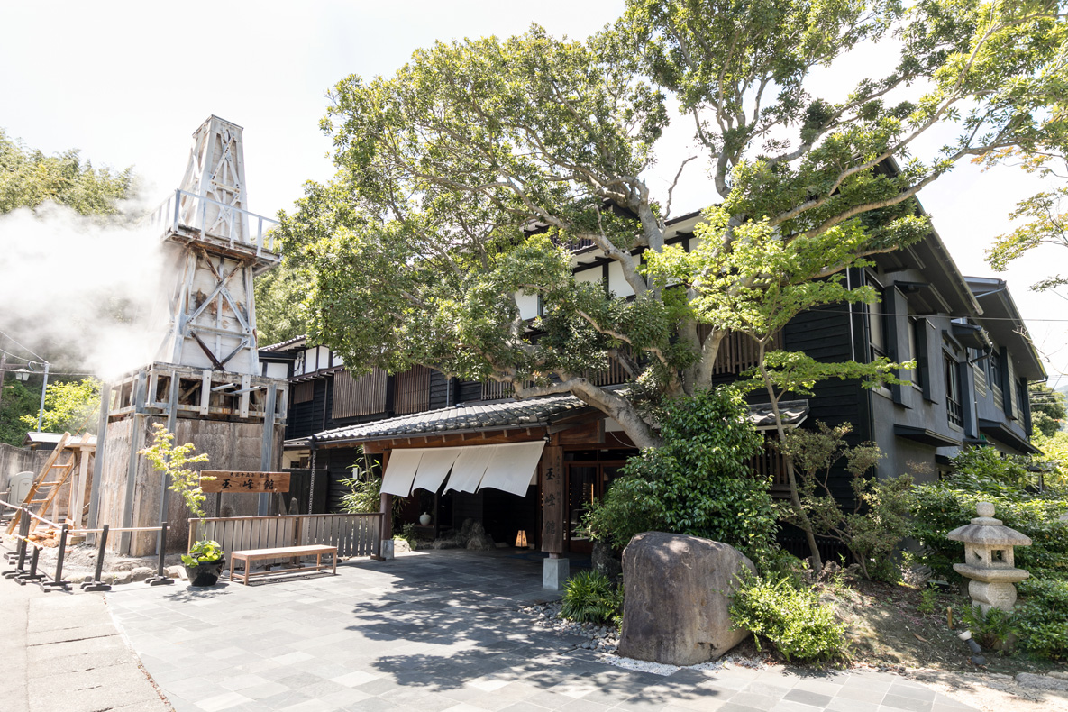 伊豆・玉峰館の口コミの真相は？美食と源泉が紡ぐ老舗宿の全貌