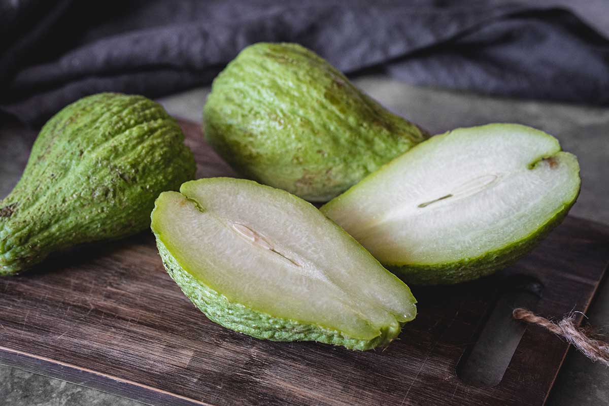 What Does Chayote Squash Taste Like