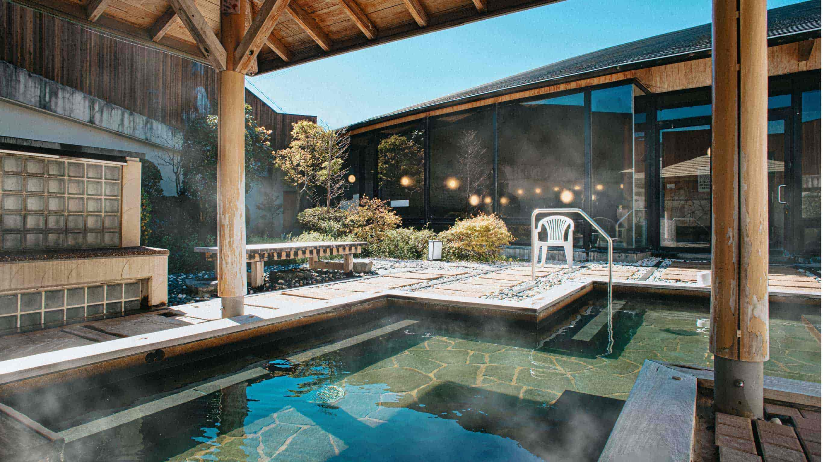 さがら子生れ温泉会館を徹底検証｜泉質・サウナ・料金と評判の全貌