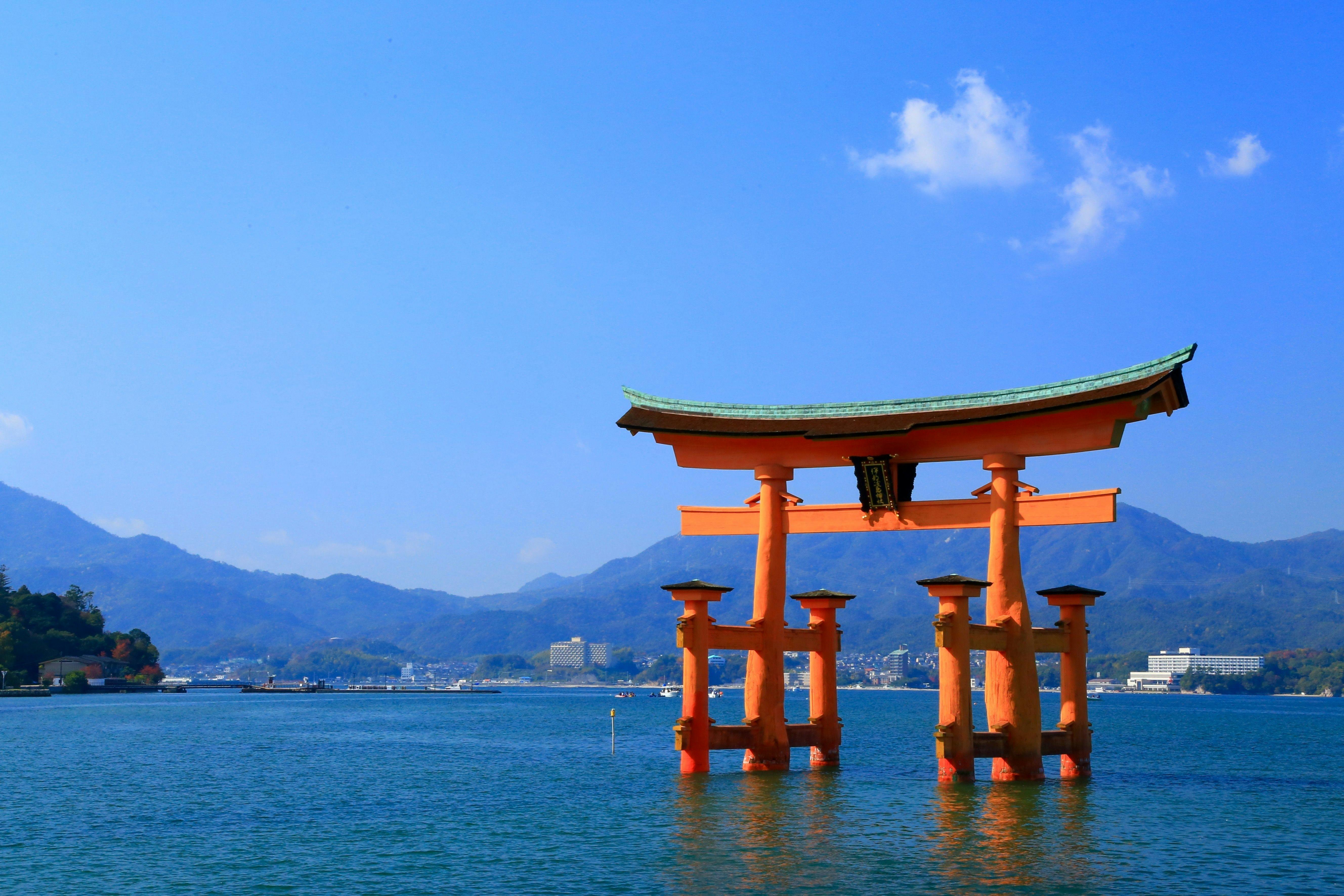 瀬戸内海を一望！宮島Sa下りの限定グルメと穴場スタバ徹底解剖