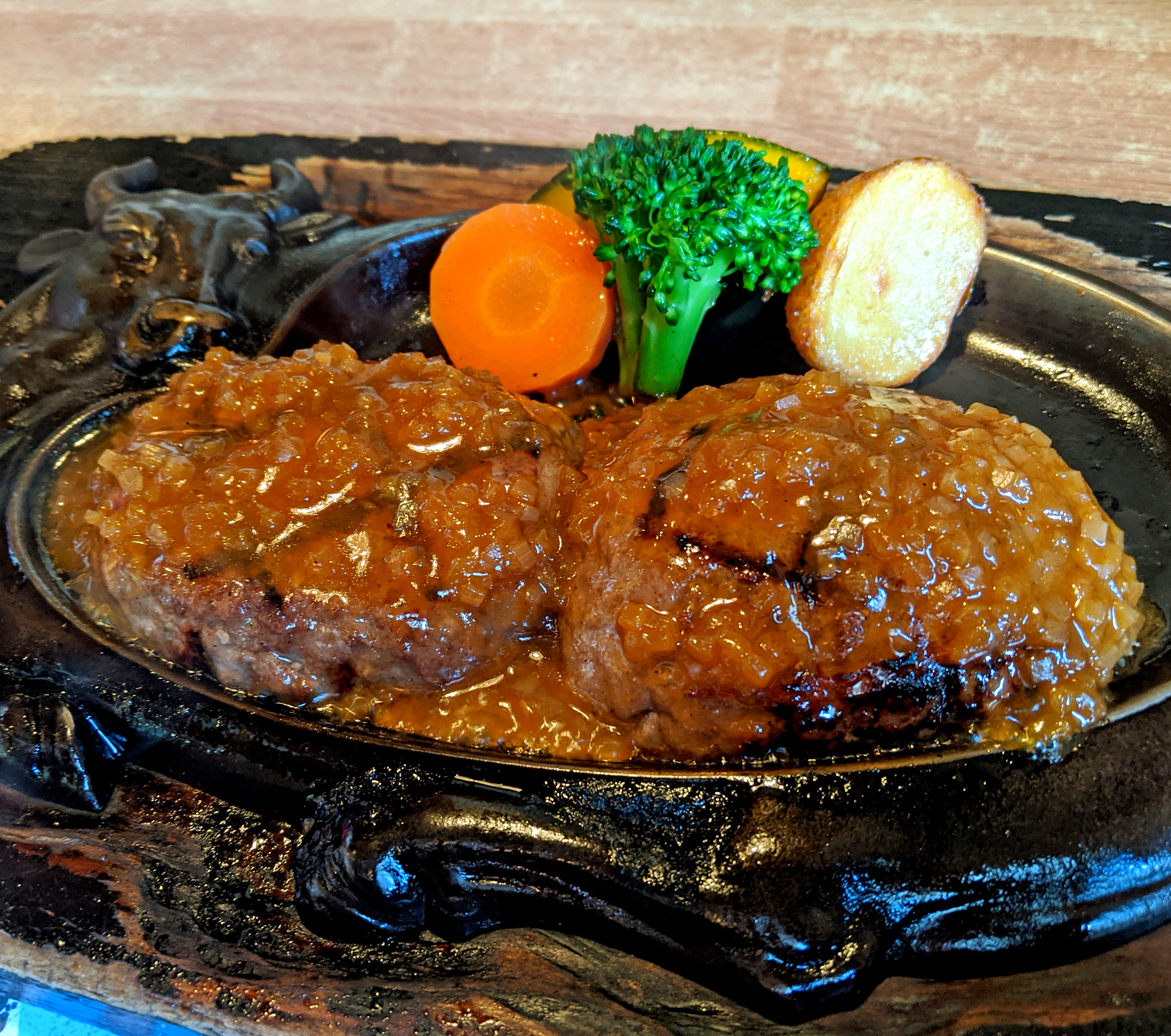 さわやかハンバーグ店舗一覧！県外不出の真相と混雑回避術【2026】