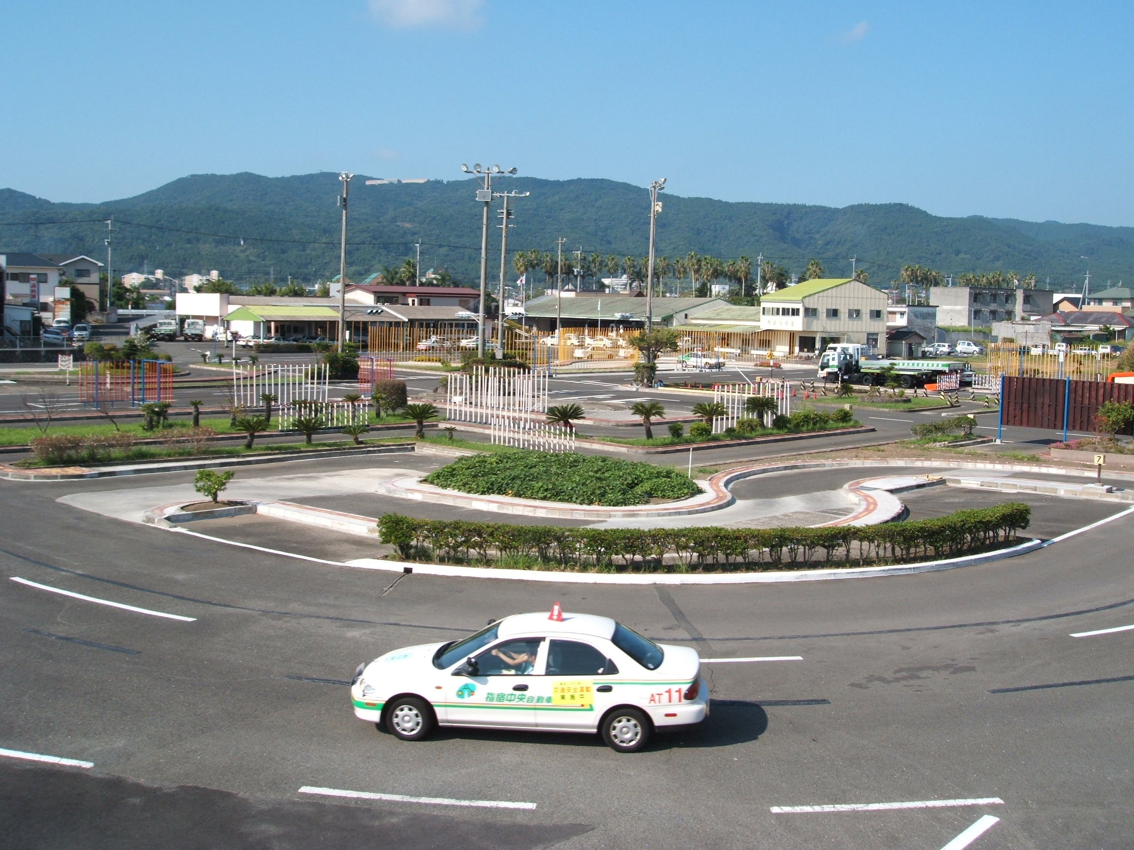 指宿の自動車学校リアル評判｜合宿免許と温泉プランの真相2026