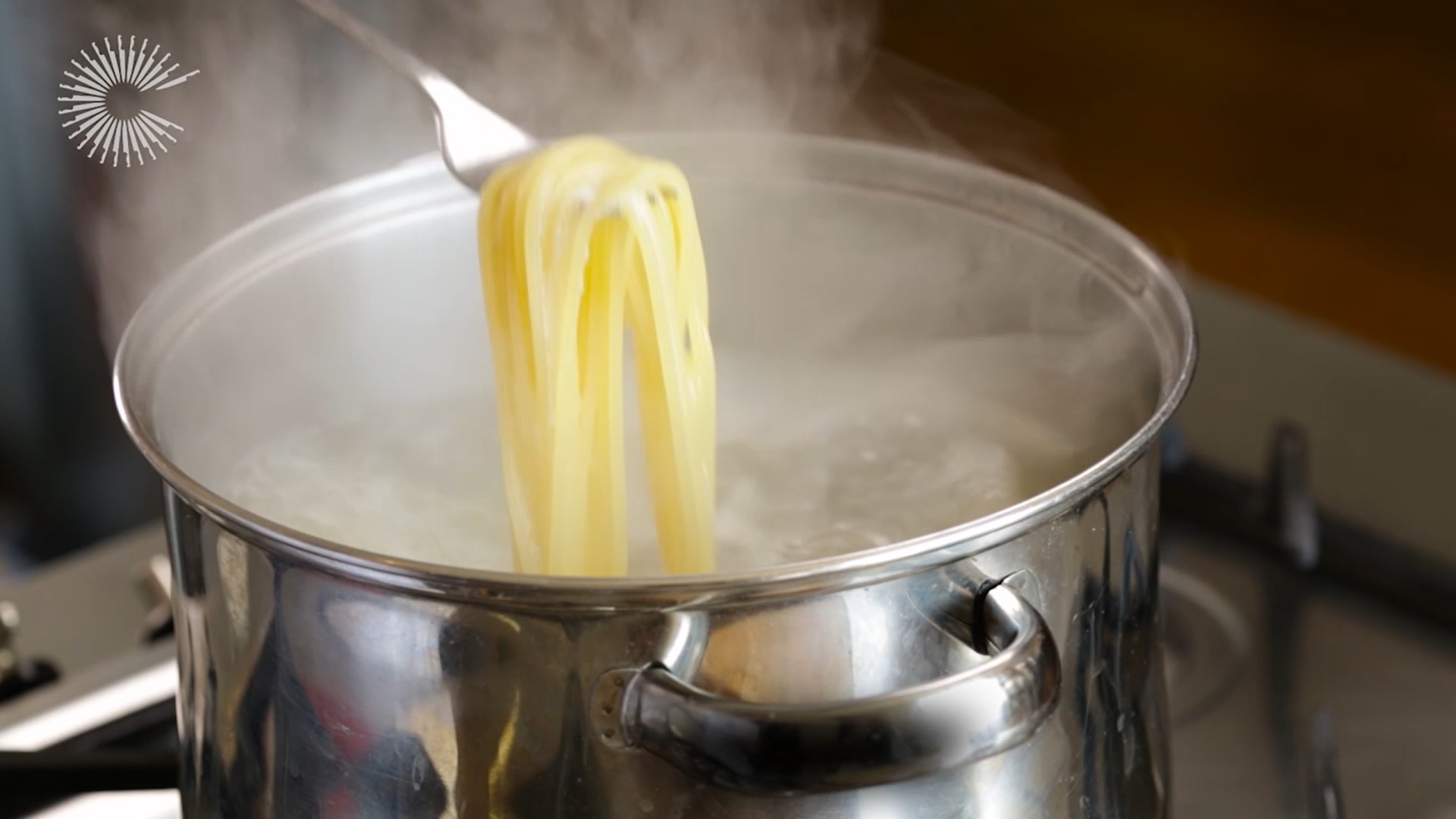 How Long Does It Take to Boil Fettuccine Noodles