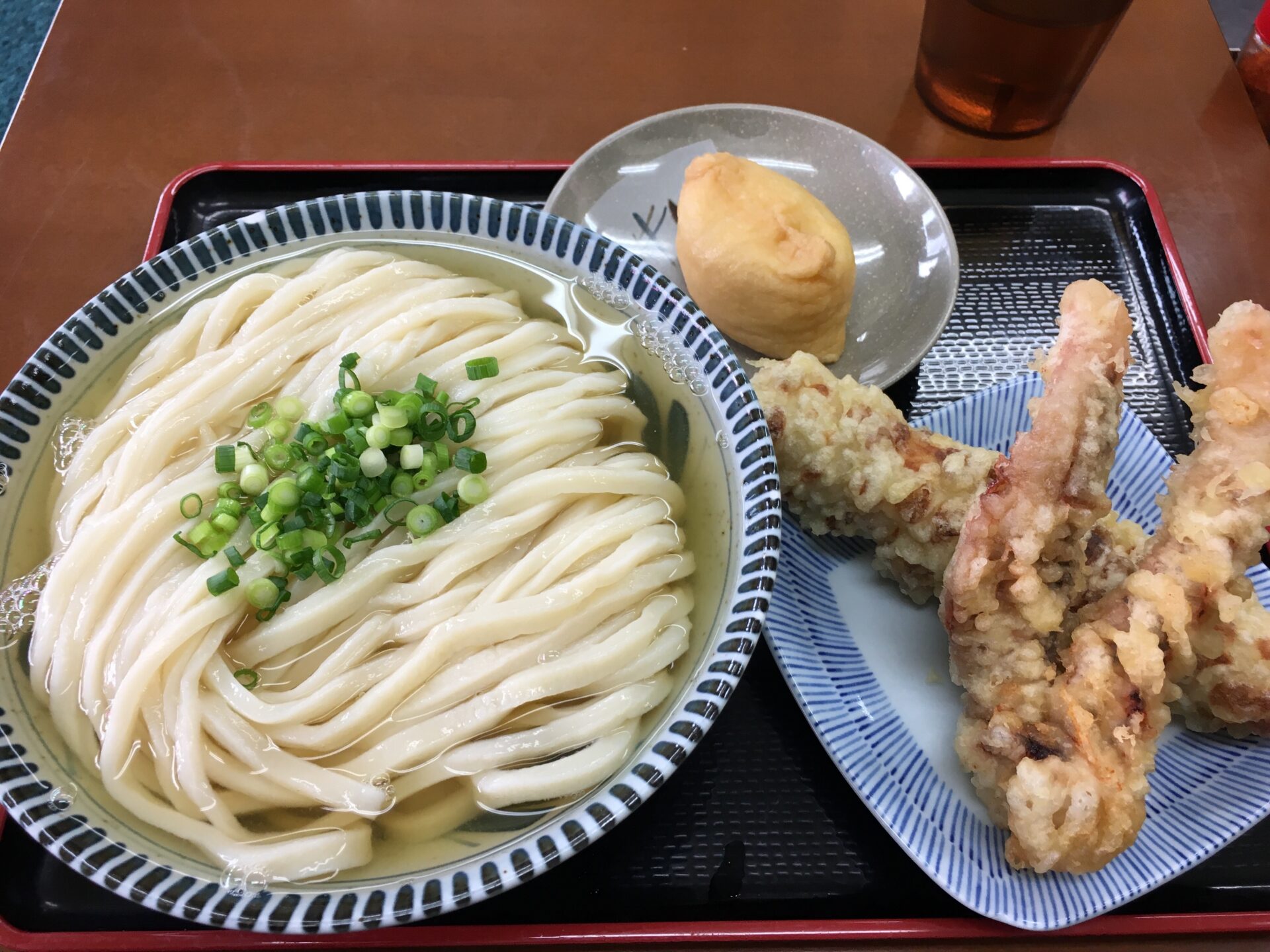 十条「讃岐うどんいわい」徹底解剖｜名物ゲソ天と本場のコシに迫る