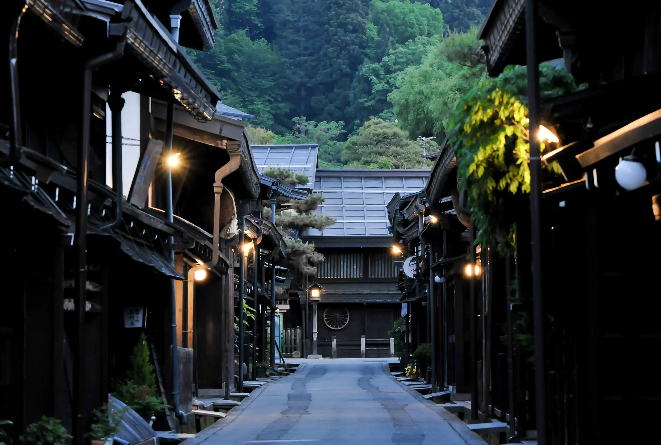 飛騨高山の古い町並み完全攻略！2026年最新の混雑回避と名店巡り