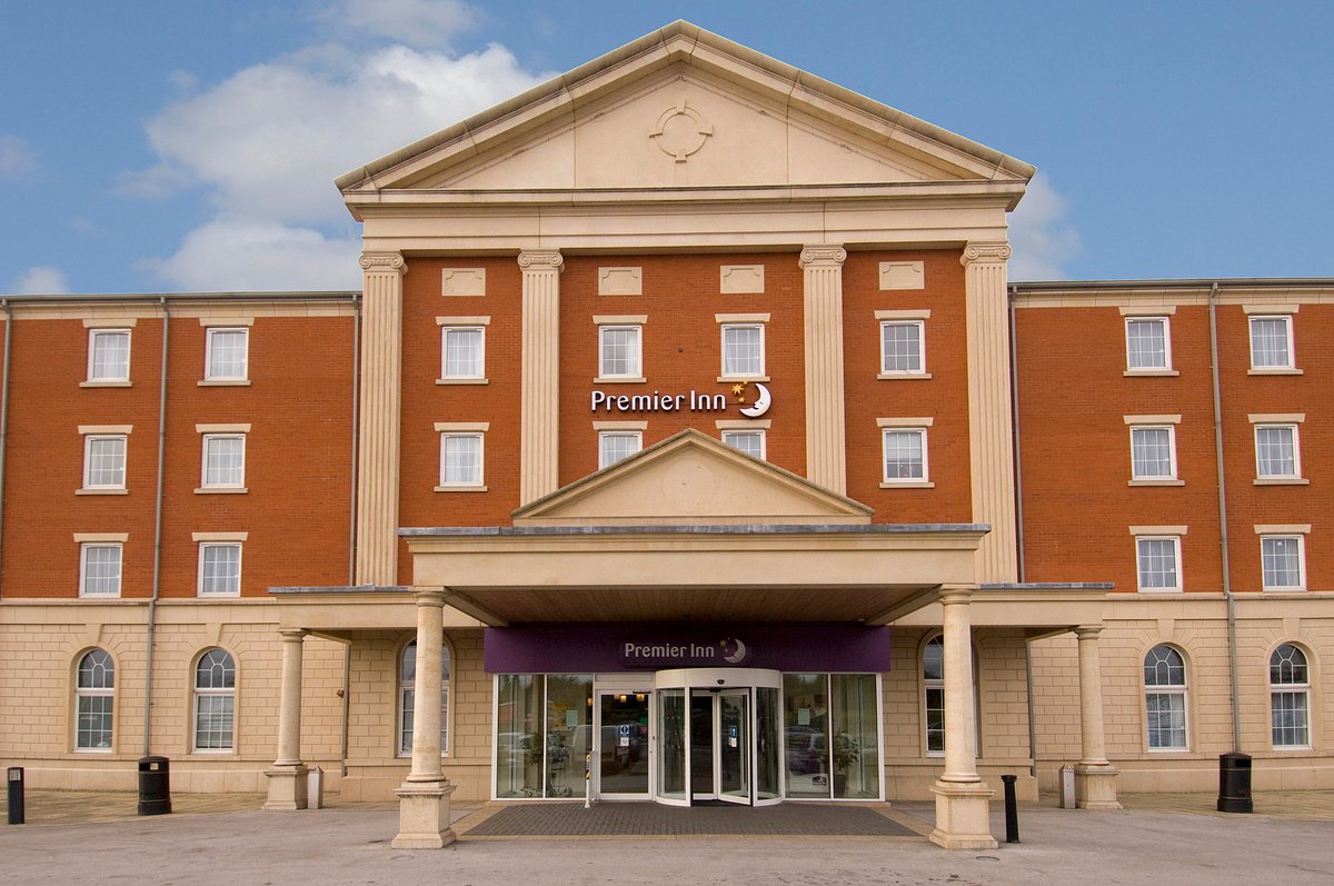 Premier Inn Manchester Trafford Centre West Hotel