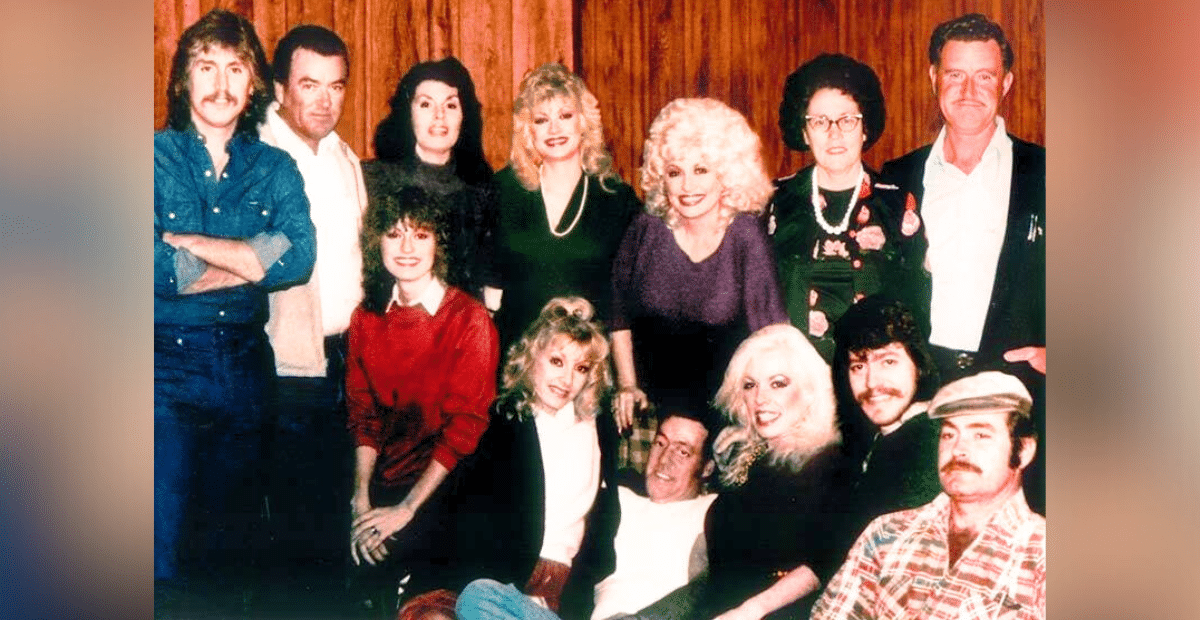 Who Are Dolly Parton’s Siblings? Meet the Parton Family