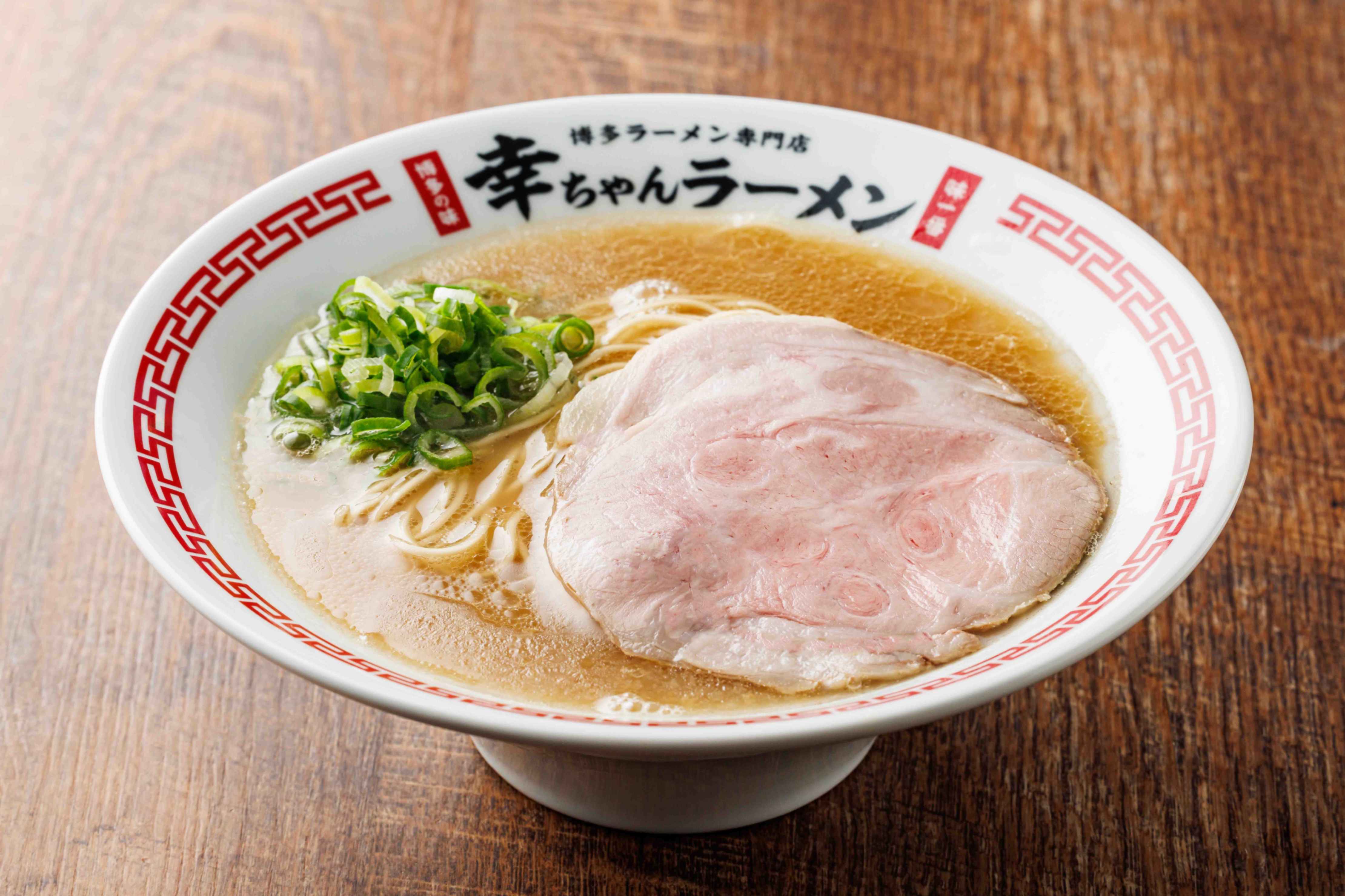 幸ちゃんラーメン人気の真相｜一幸舎との関係と評判を徹底検証