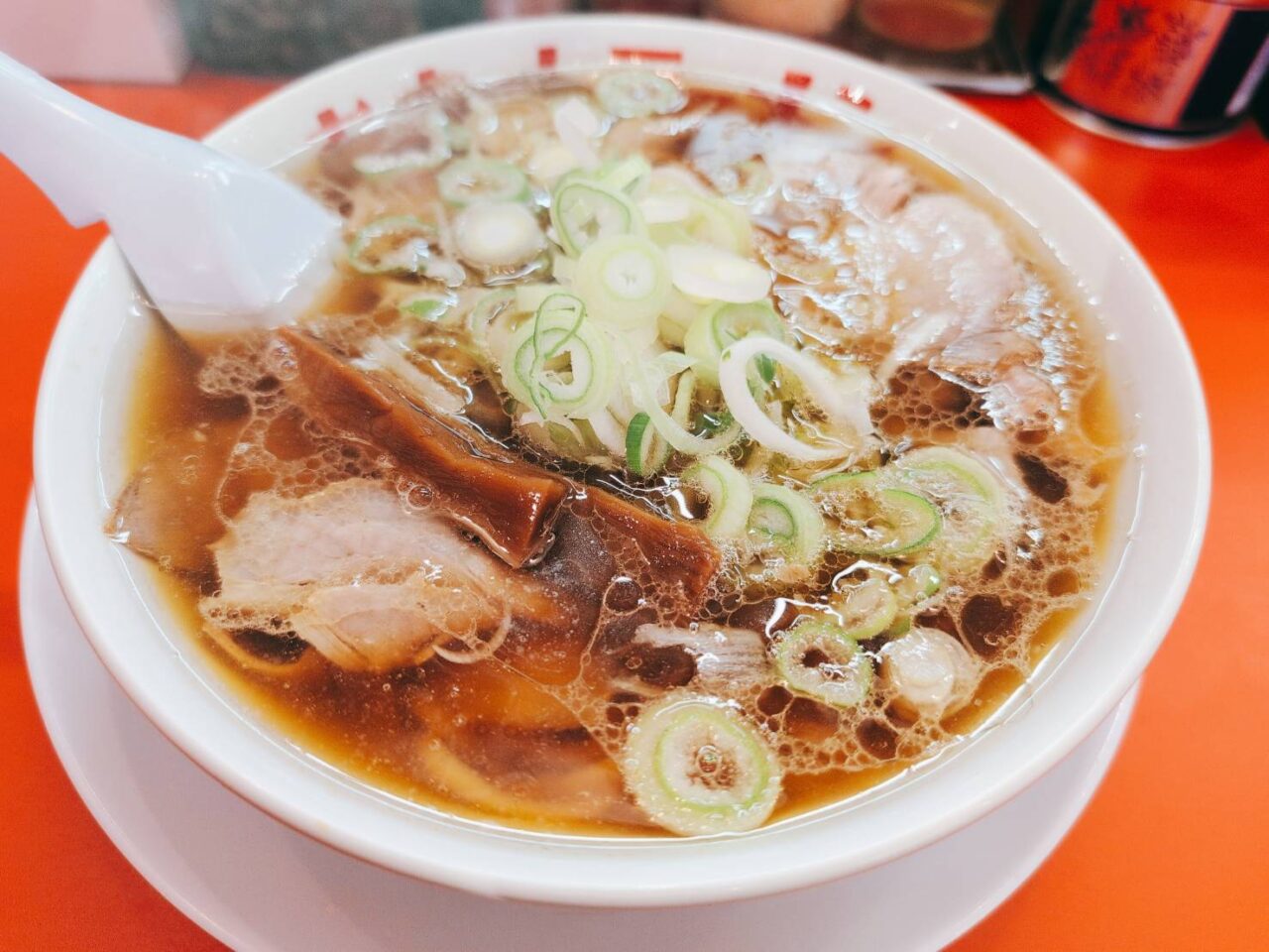 宇都宮の朝ラーメンなぜ大行列？2026年人気店とブームの真相を徹底解剖