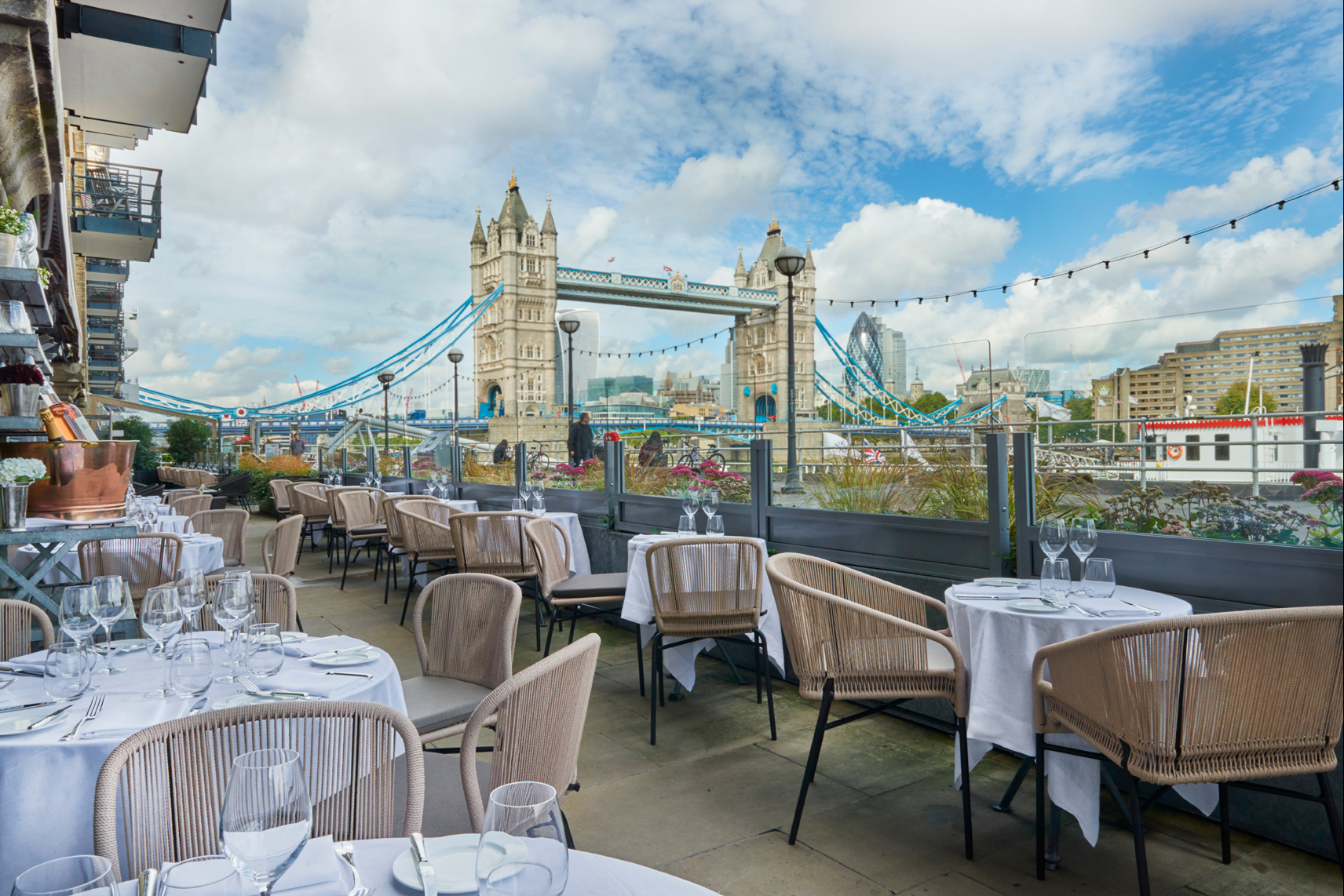 Restaurants Near the Tower of London