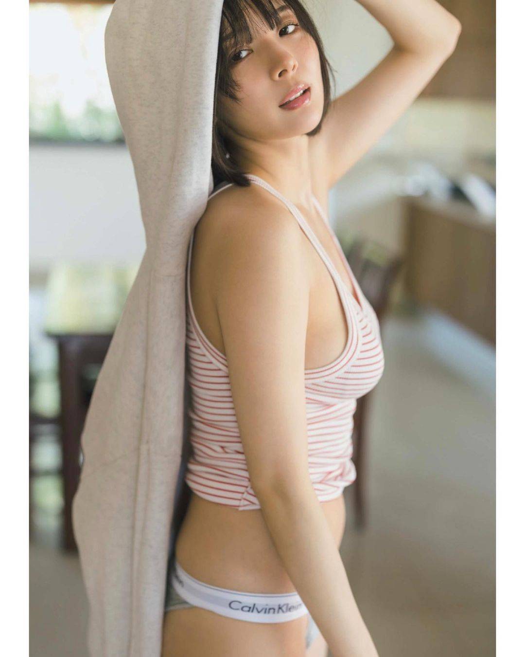 岡田紗佳の豊胸疑惑は本当？昔の画像比較とバスト変化の真相【2026年】