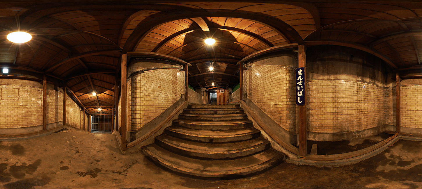 旧万世橋駅はなぜ廃駅に？激動の歴史と赤レンガ遺構カフェの現在