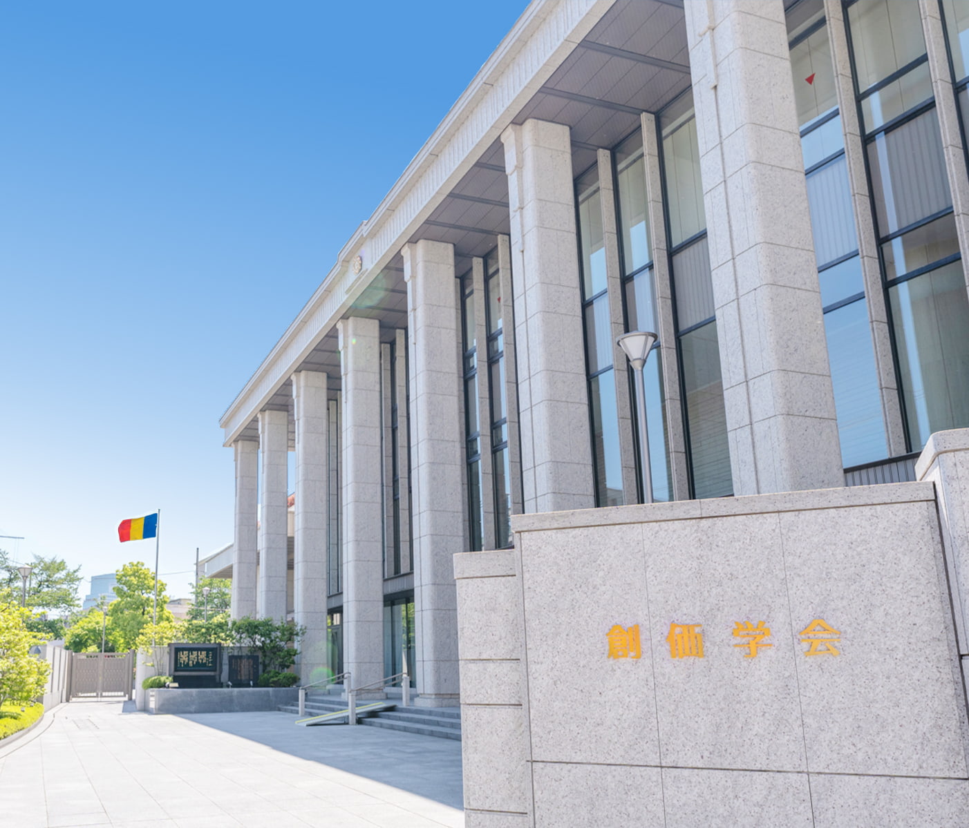 巨大宗教組織の真相：創価学会が直面する政治と世代交代の現在地