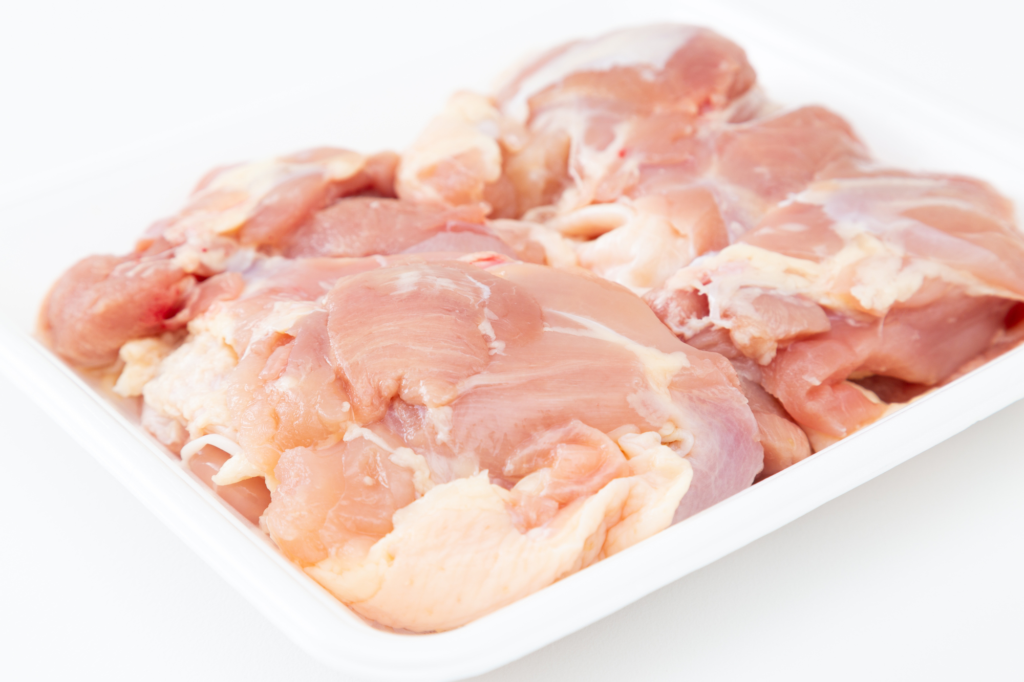 食卓を襲う唐揚げ危機！ブラジル産鶏肉の輸入規制と価格高騰の全貌