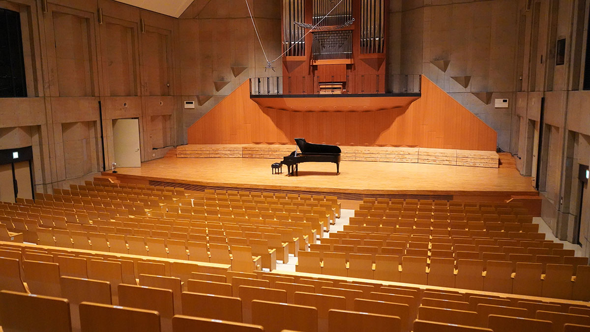 松本市音楽文化ホールの音響とオルガン驚異の響き｜座席・駐車場完全解剖