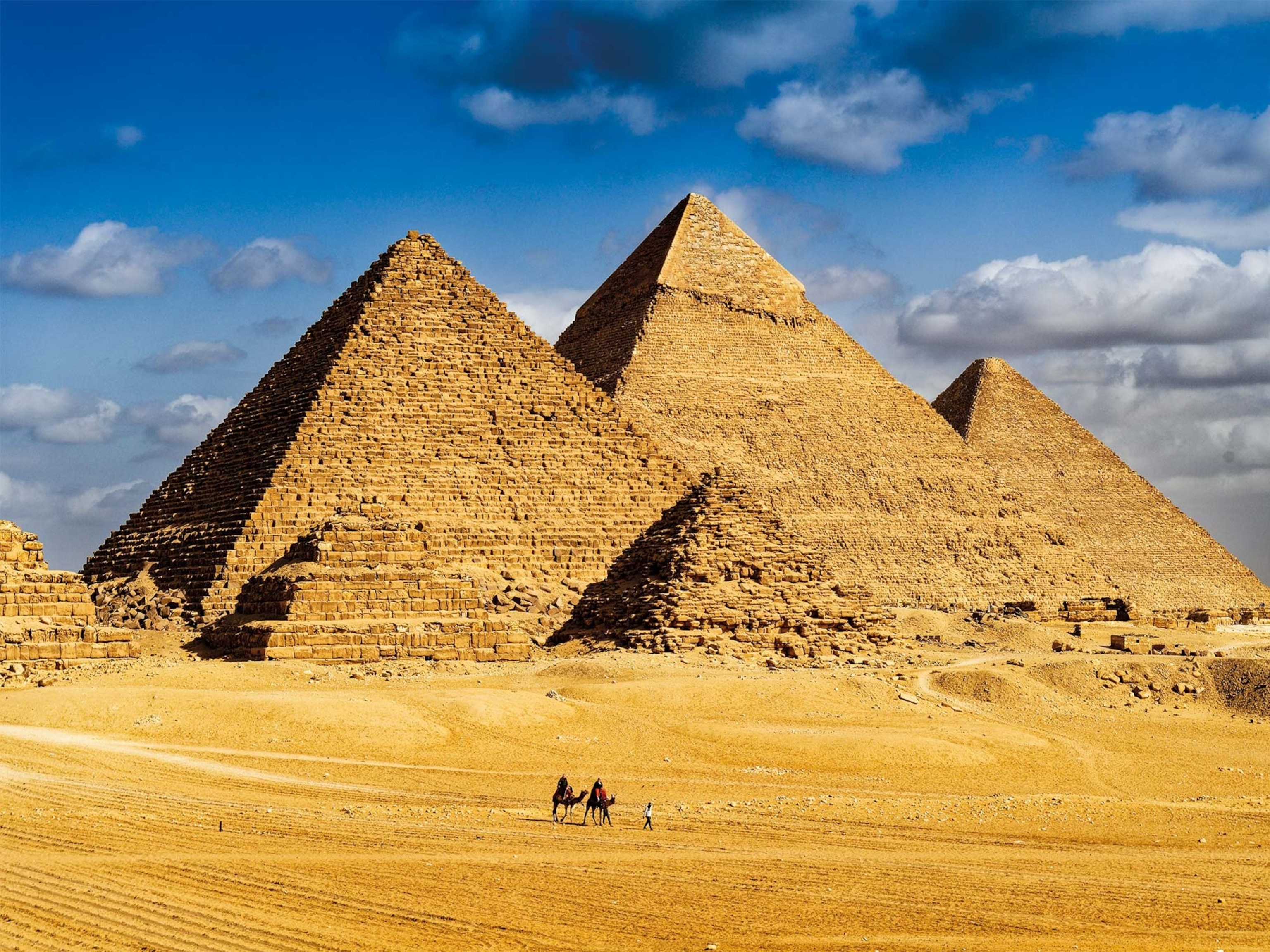 When Was the Pyramids in Egypt Built