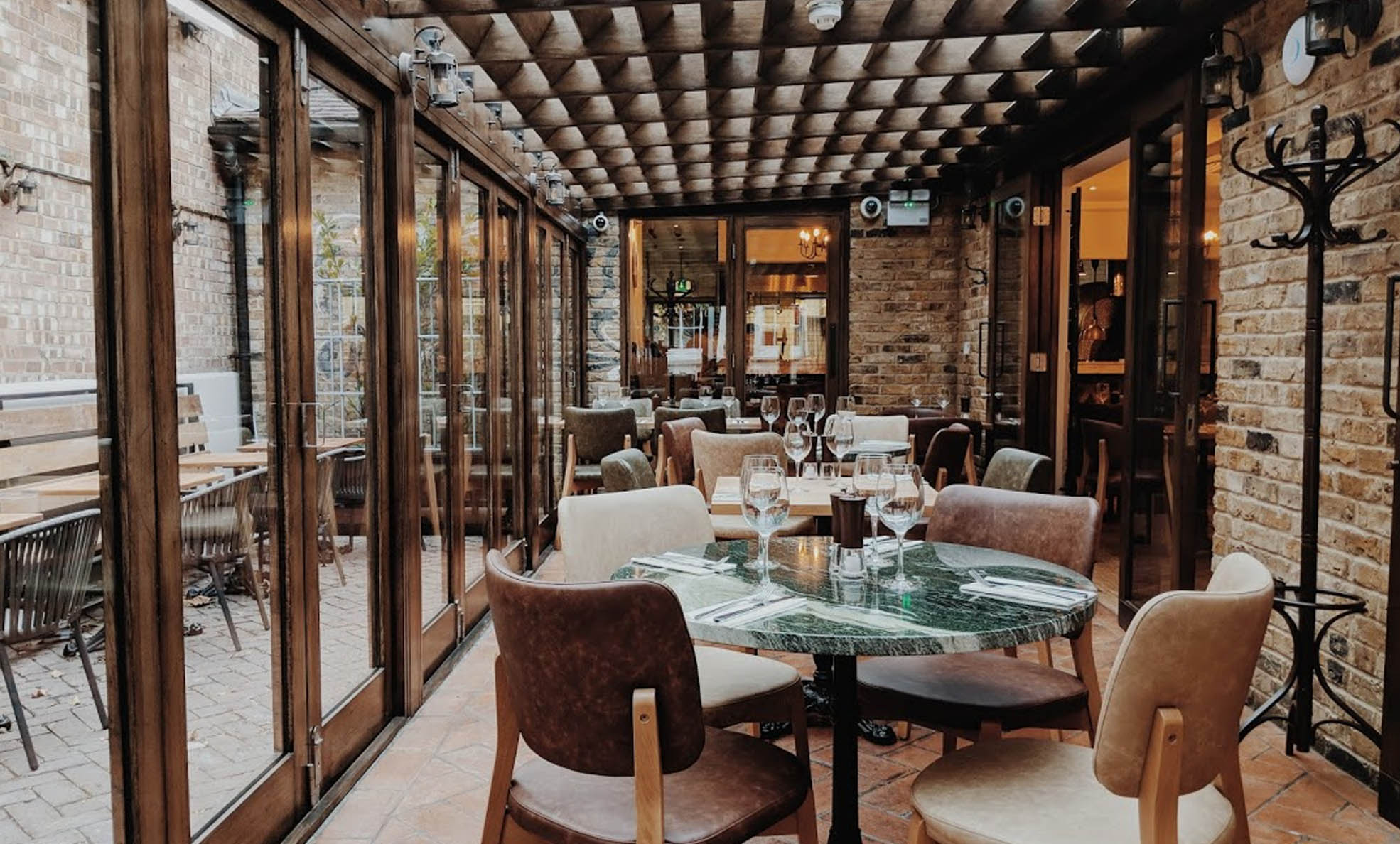 Sebastian's Italian 12 King St Richmond Tw9 1Nd