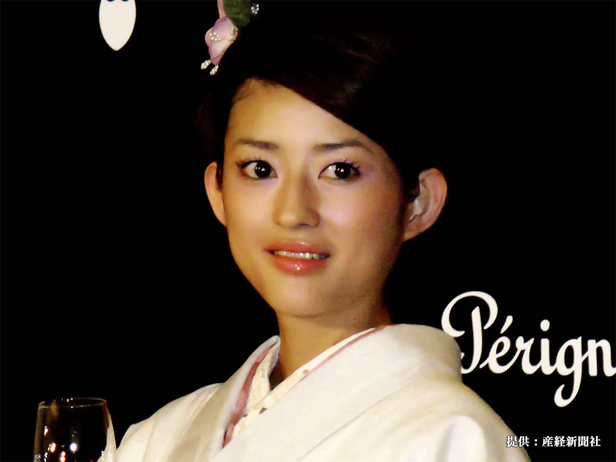 小沢真珠の若い頃はCg級の美貌！ハーフ説の真相と現在を徹底解剖