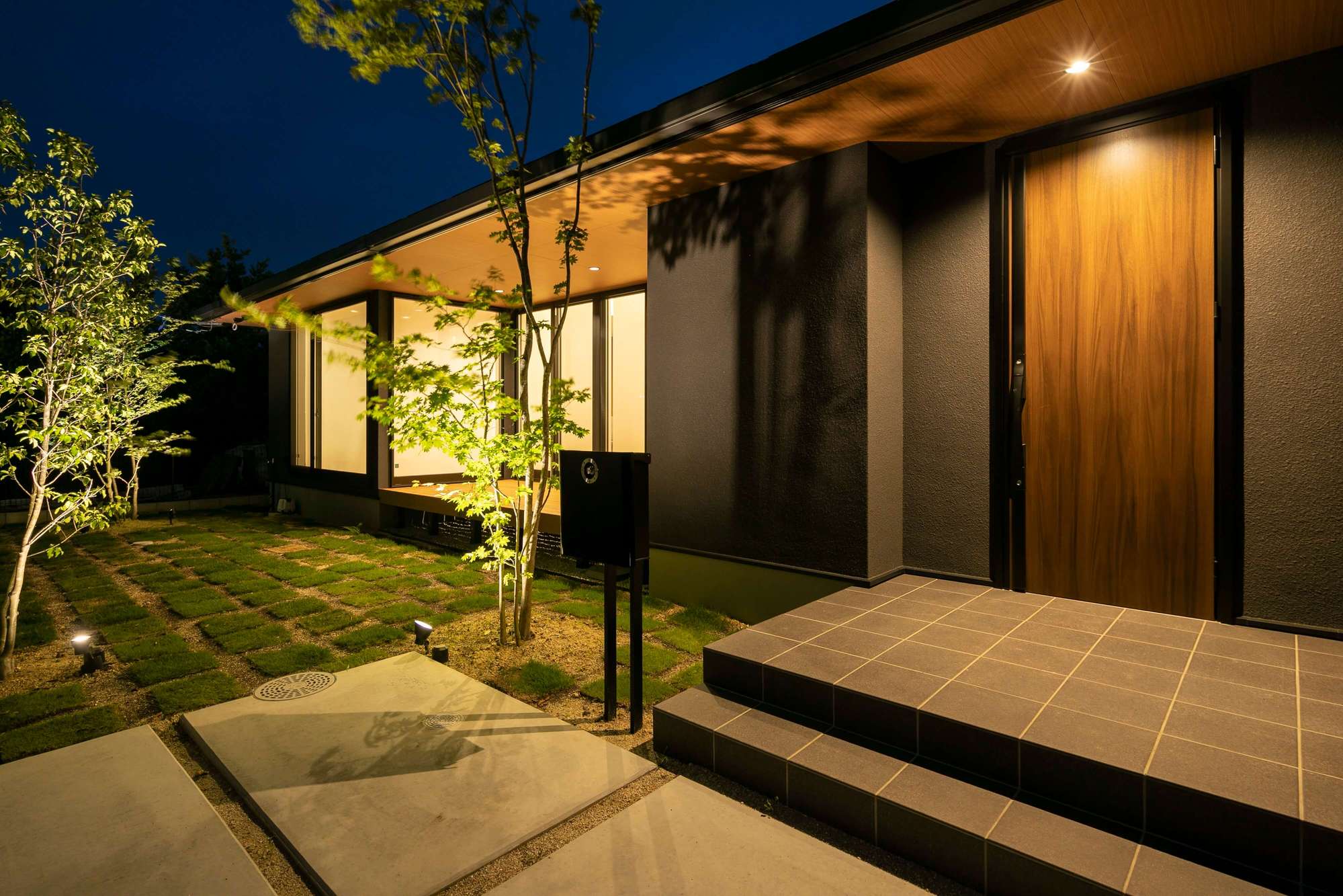 住友林業の外構はなぜ高い？緑化の費用相場と数百万円浮かす裏ワザ