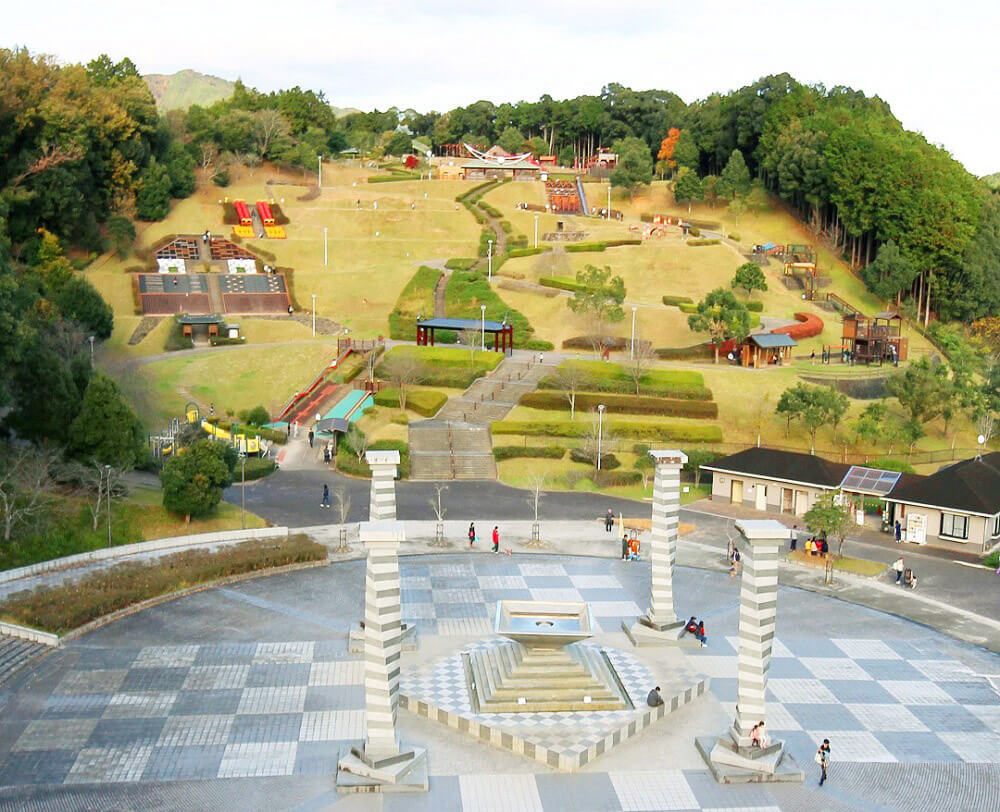新城総合公園の巨大城遊具と混雑穴場｜2026年現地調査レポート