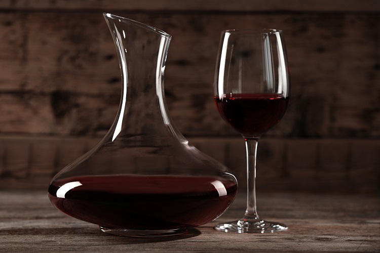 What Is a Carafe of Wine