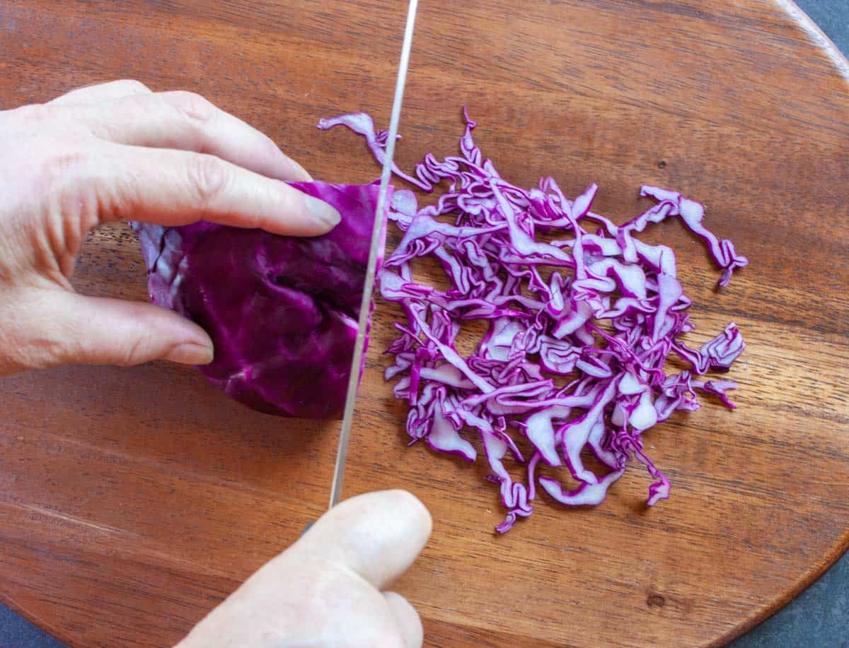 How to Cut a Red Cabbage