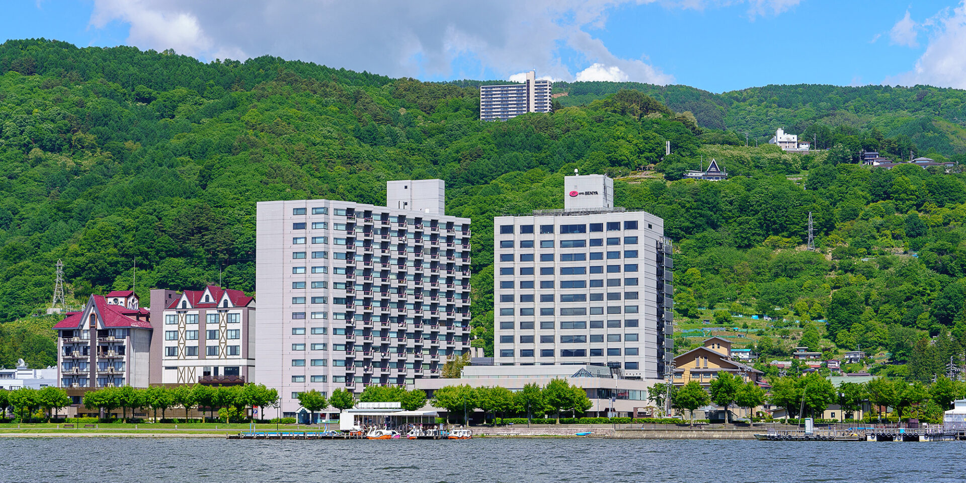 諏訪湖の絶景を望むホテル紅や！リニューアルと至高プランの秘密