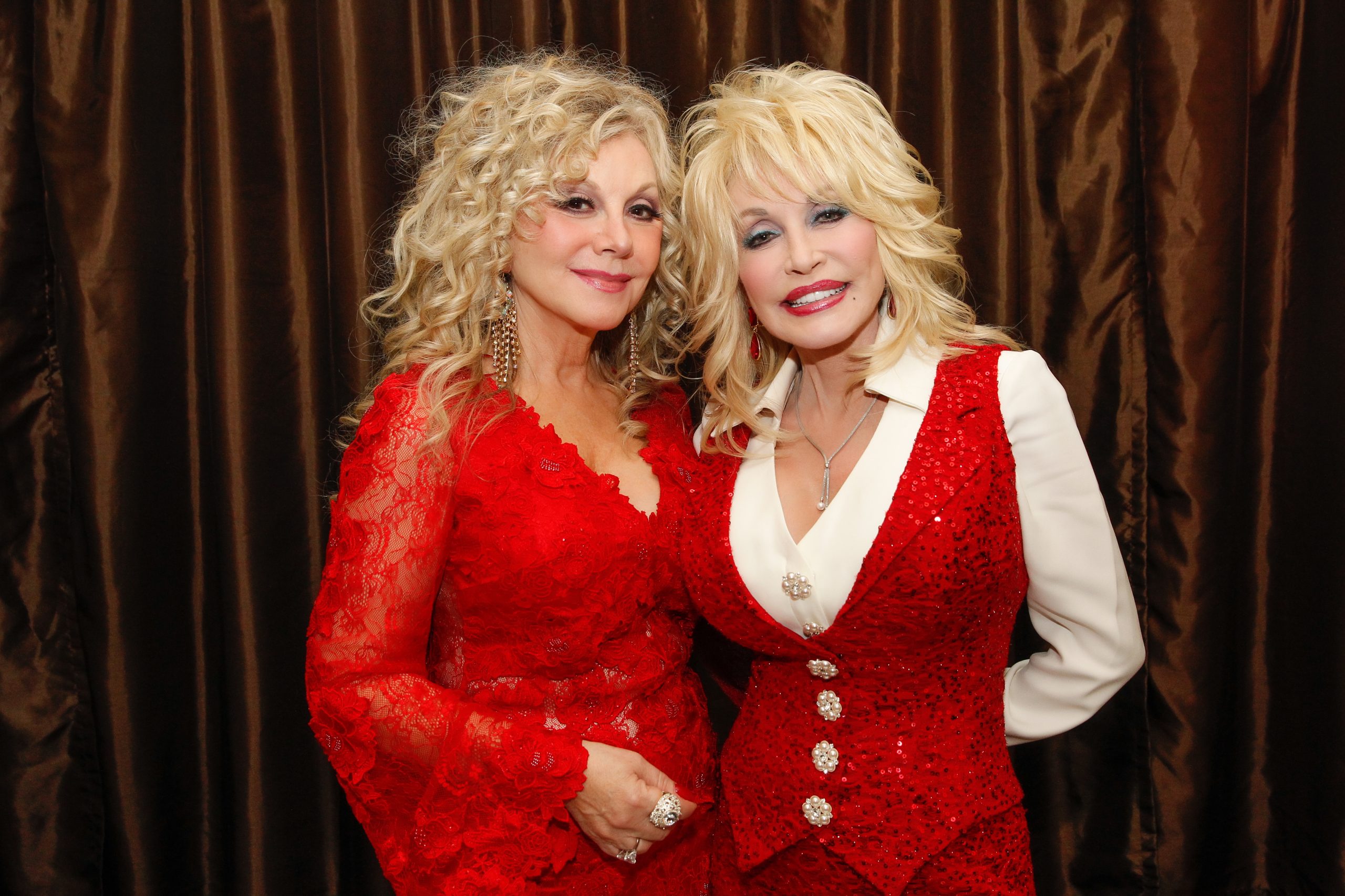 Stella Parton's Personal Life: Wealth, Relationships, and Motherhood