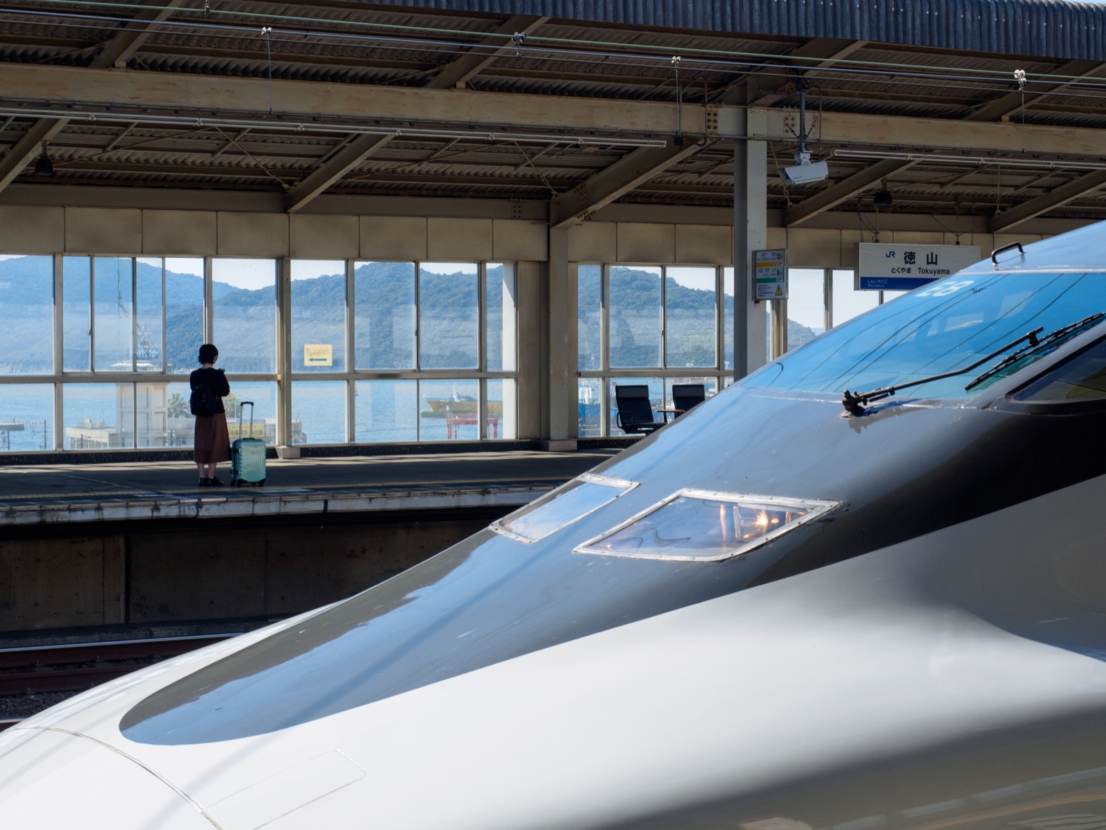 徳山駅新幹線の最新ダイヤ徹底解説！混雑回避とお得な予約テク