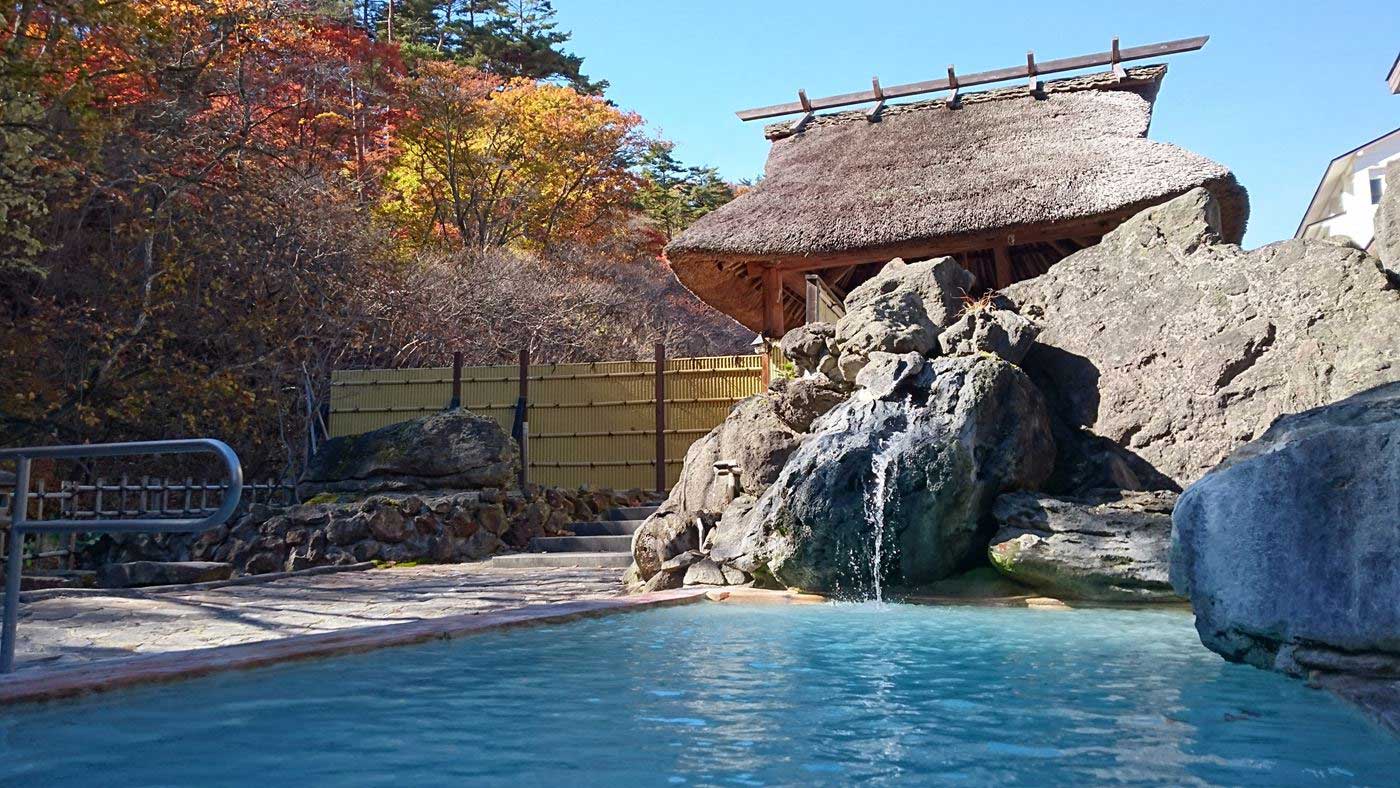 富士山天母の湯の評判と混雑は？絶景露天や薬湯・最新料金を徹底解説