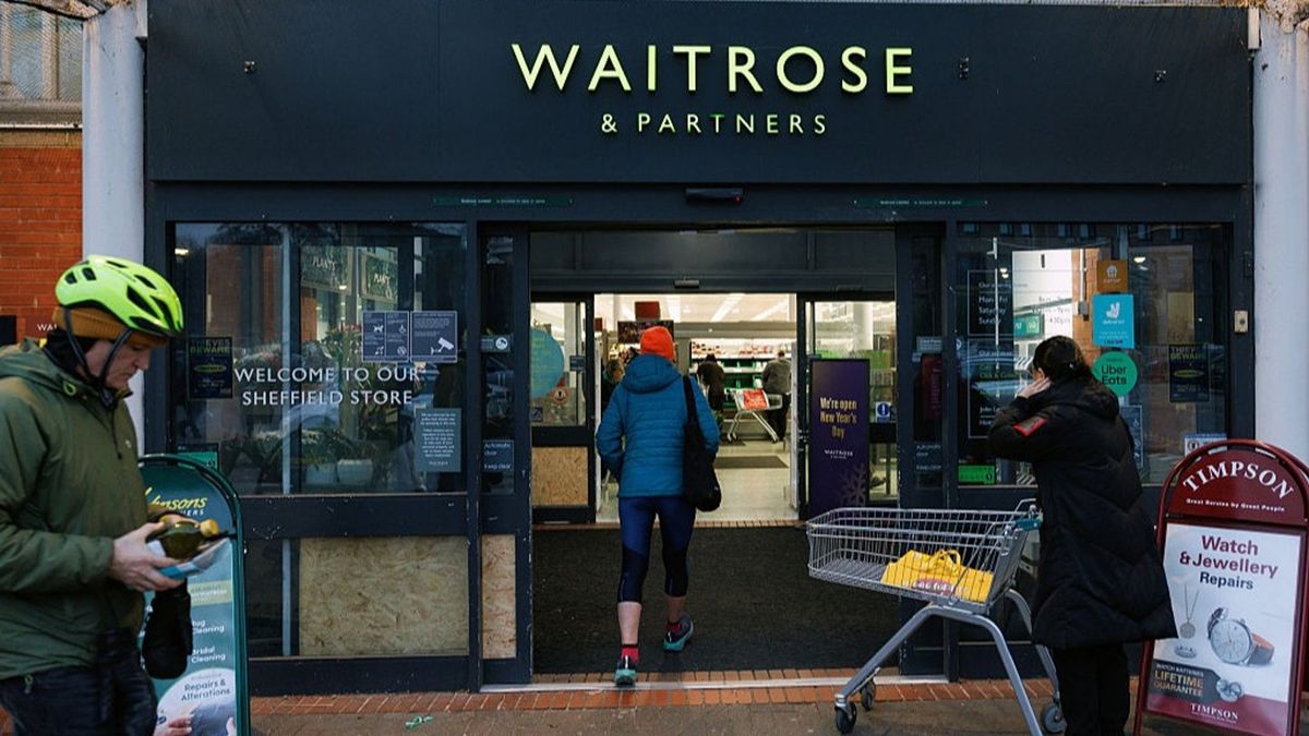 Waitrose Fired 17-Year Employee for Stopping a Shoplifter