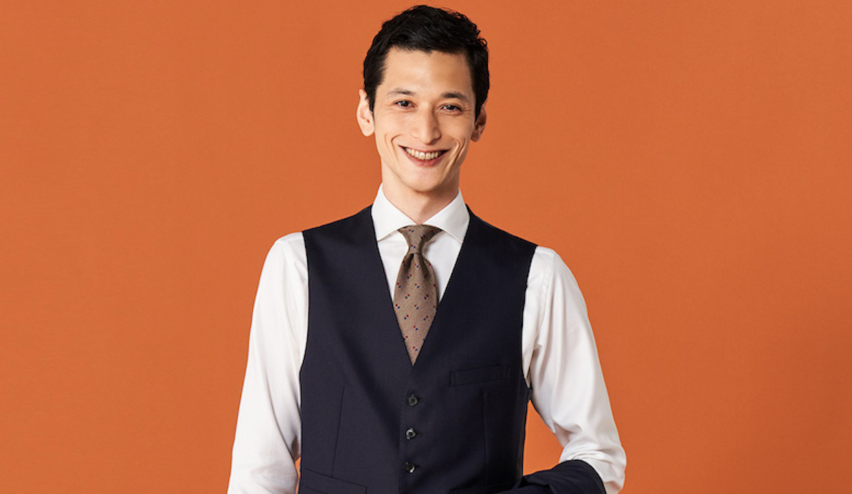 結婚式スーツにベストは必須か？恥をかかない最新マナーと着こなし術