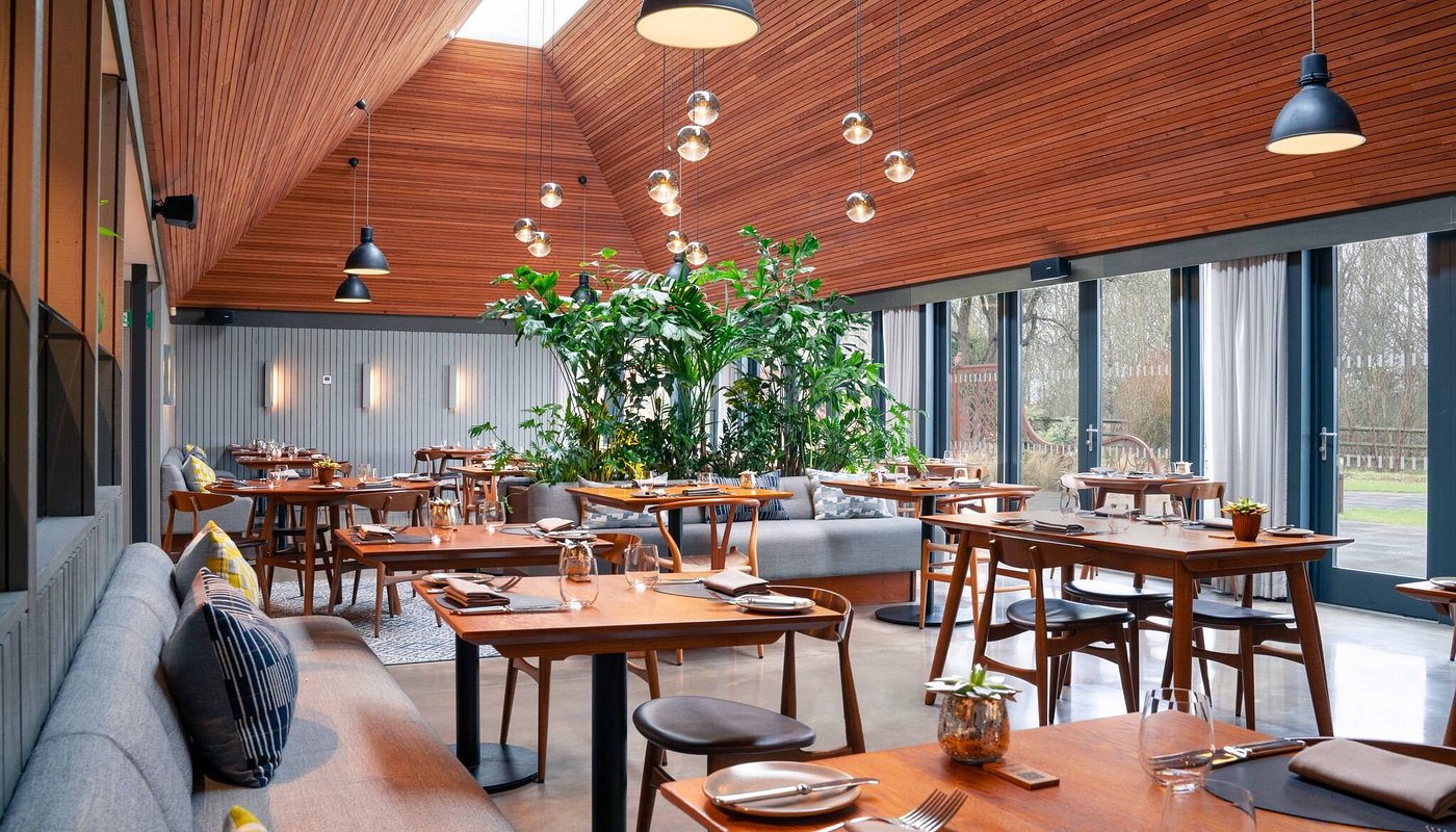 The Woodspeen Restaurant Lambourn Rd Woodspeen Newbury Rg20 8Bn