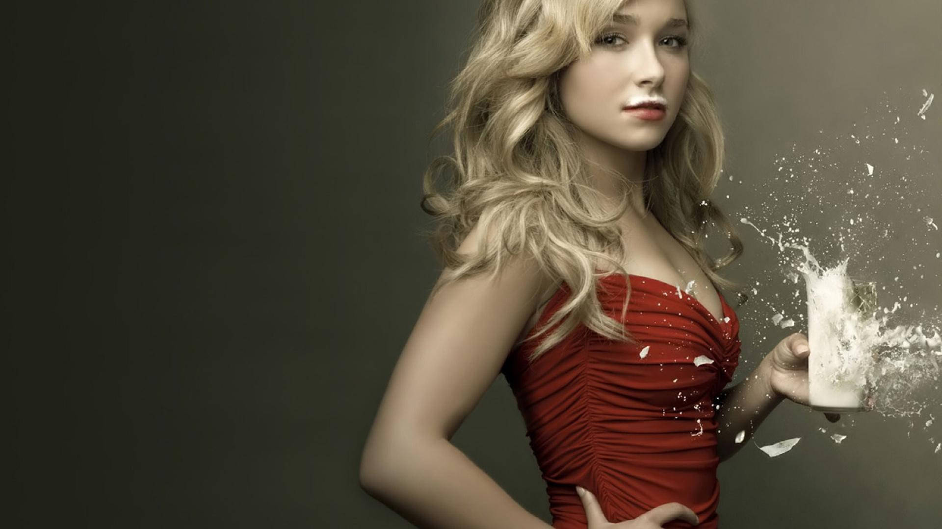 Hayden Panettiere Sizzles on Hot Ones and We Can't Get Enough