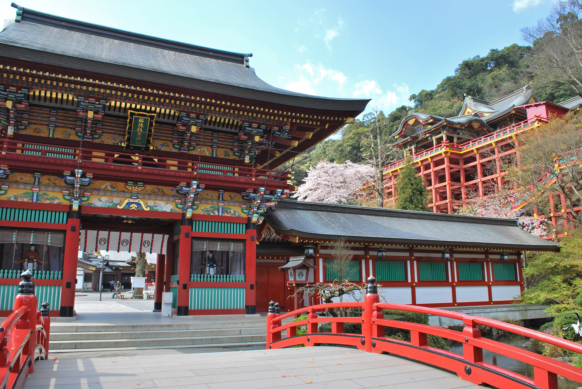 祐徳稲荷神社の見どころとご利益｜奥の院やエレベーターを徹底解説