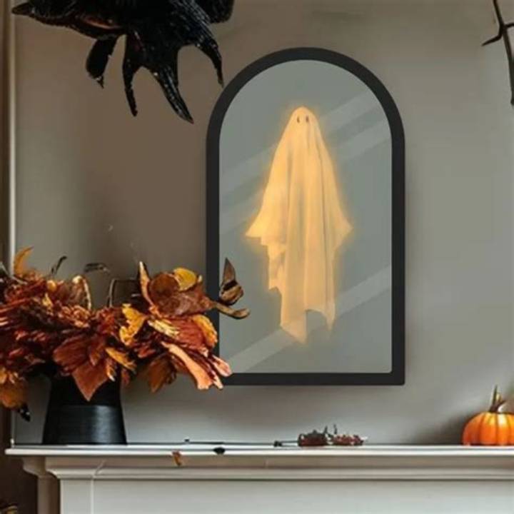 Martha Stewart Ghost Mirror: the Viral Hologram Style Decor Explained